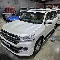 تويوتا لاندكروزر